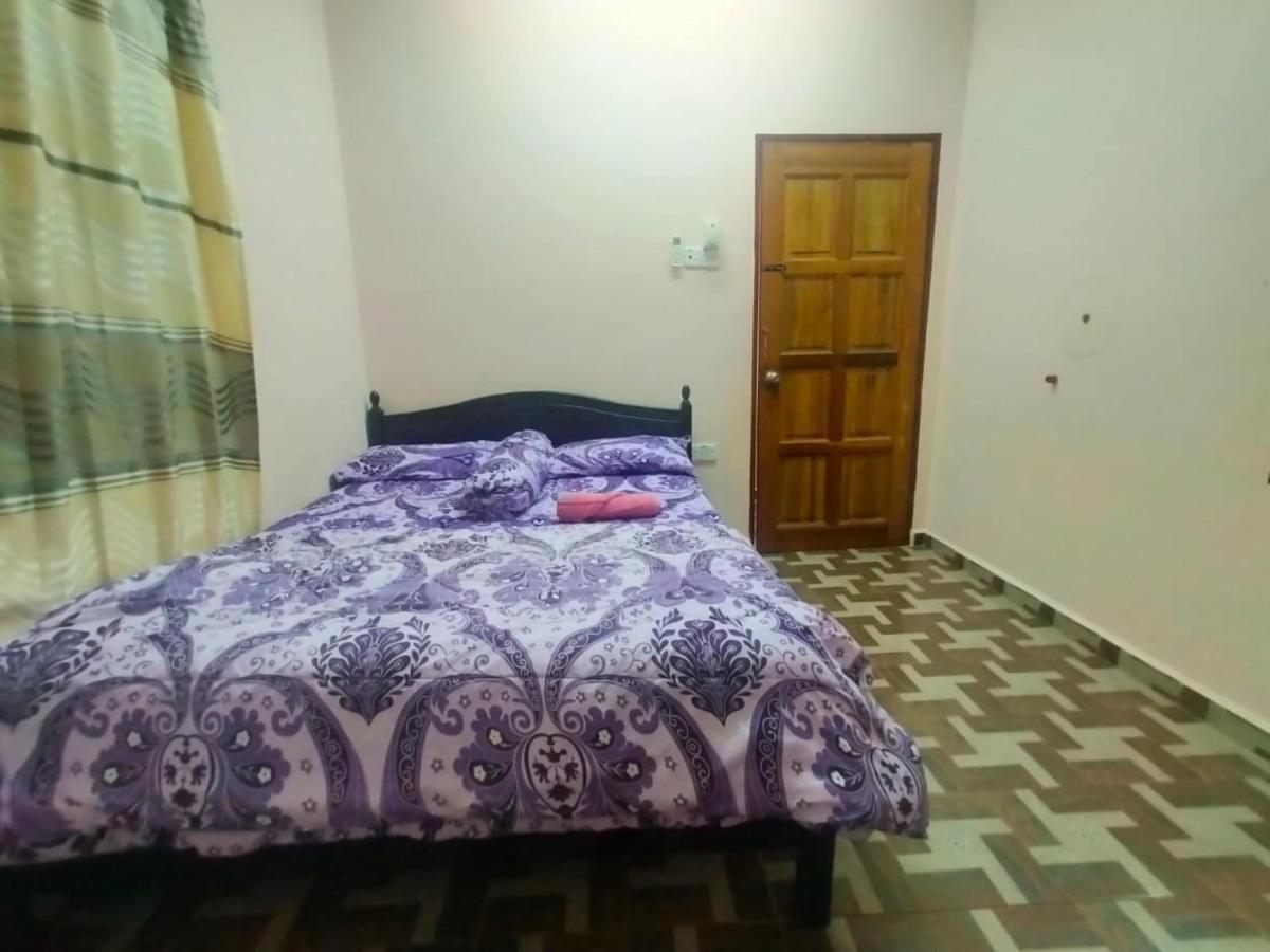 Oyo 90577 Safi Homestay กัวลาตรังกานู ภายนอก รูปภาพ